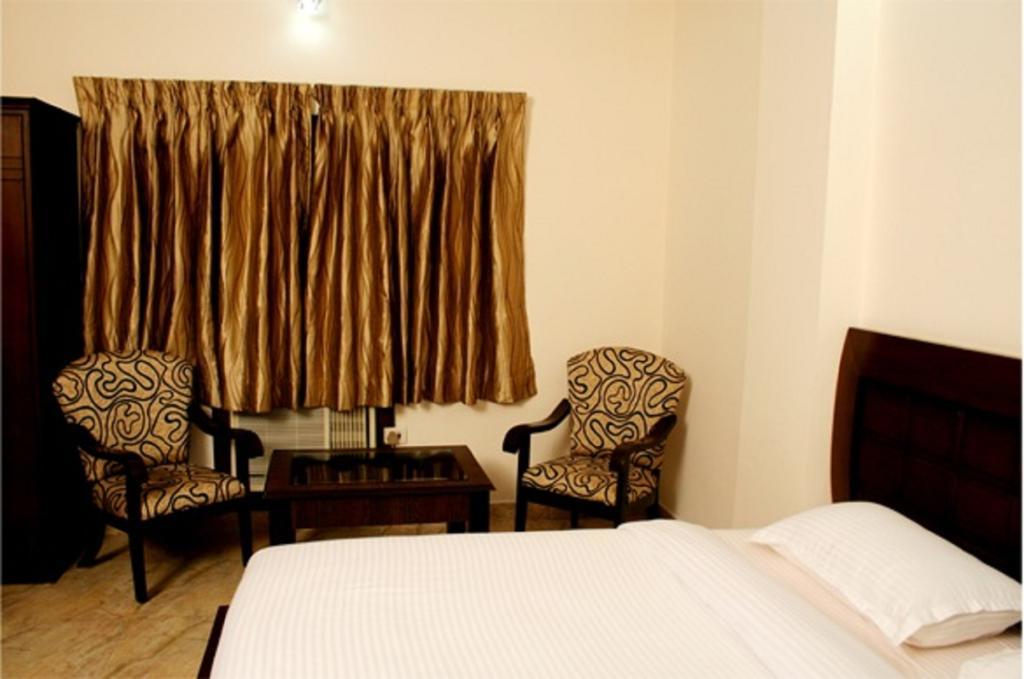 Hotel Jasmine Haridwar Exterior photo